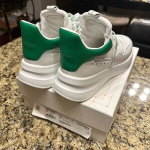 Alexander McQueen White Sneakers with Green Heel Tab